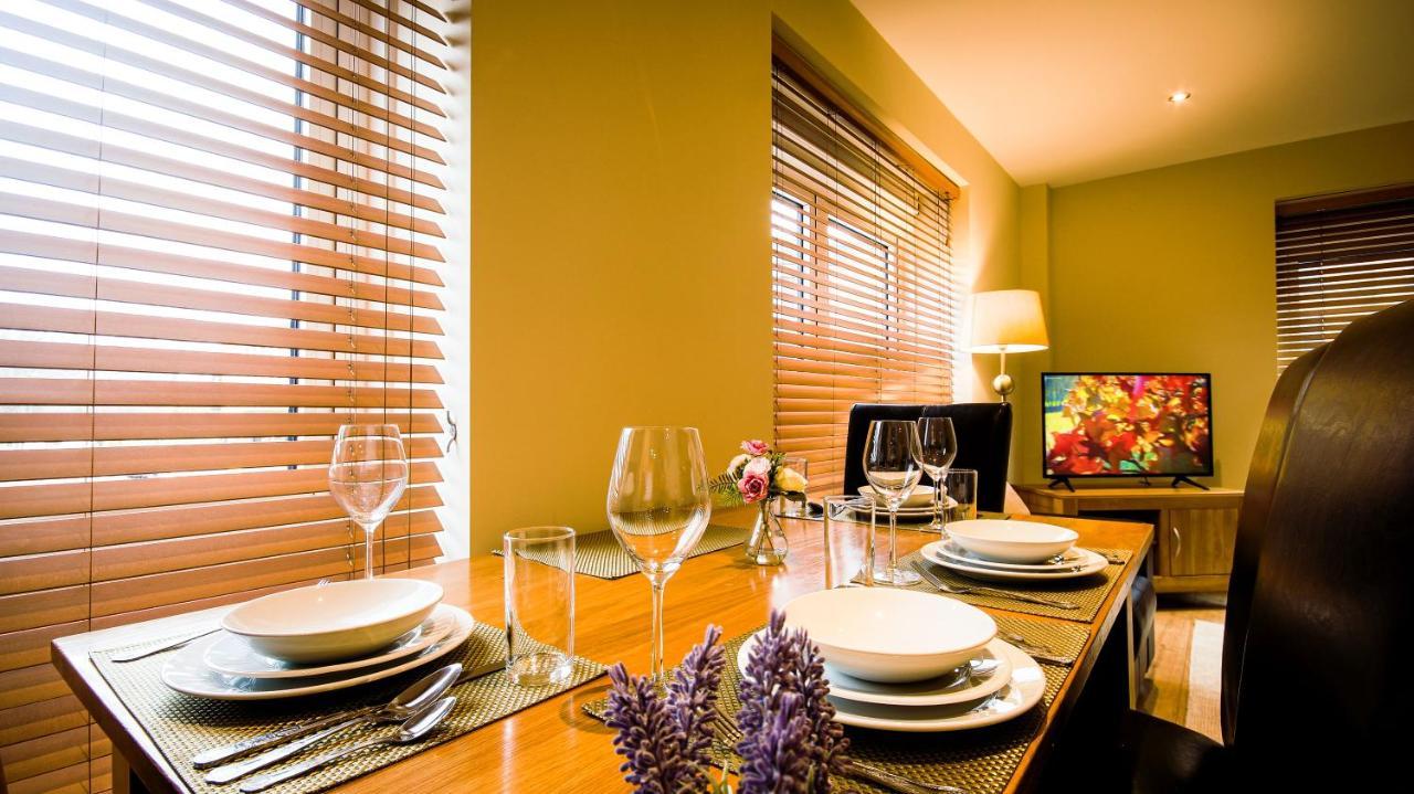 Superb City Center 1 Or 2 Bedroom Apts King Bed Southampton Esterno foto