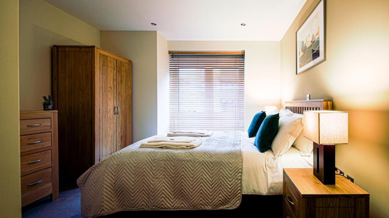 Superb City Center 1 Or 2 Bedroom Apts King Bed Southampton Esterno foto
