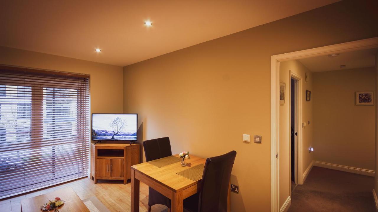 Superb City Center 1 Or 2 Bedroom Apts King Bed Southampton Esterno foto